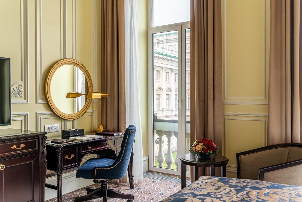 Лотте Отель Санкт-Петербург – The Leading Hotels of the World Экстерьер фото